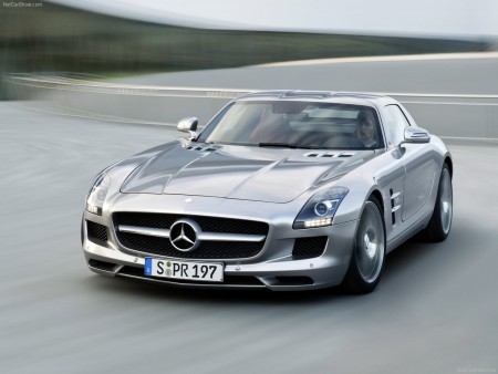 Mercedes SLS AMG